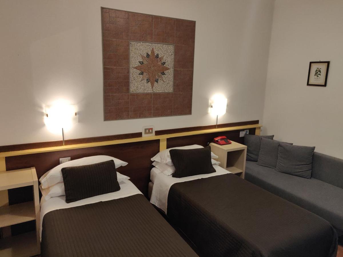Hotel Il Rustichello Lonato Εξωτερικό φωτογραφία