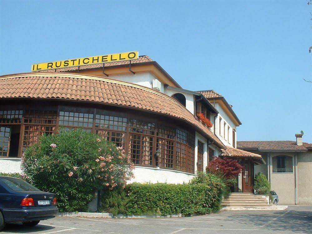 Hotel Il Rustichello Lonato Εξωτερικό φωτογραφία